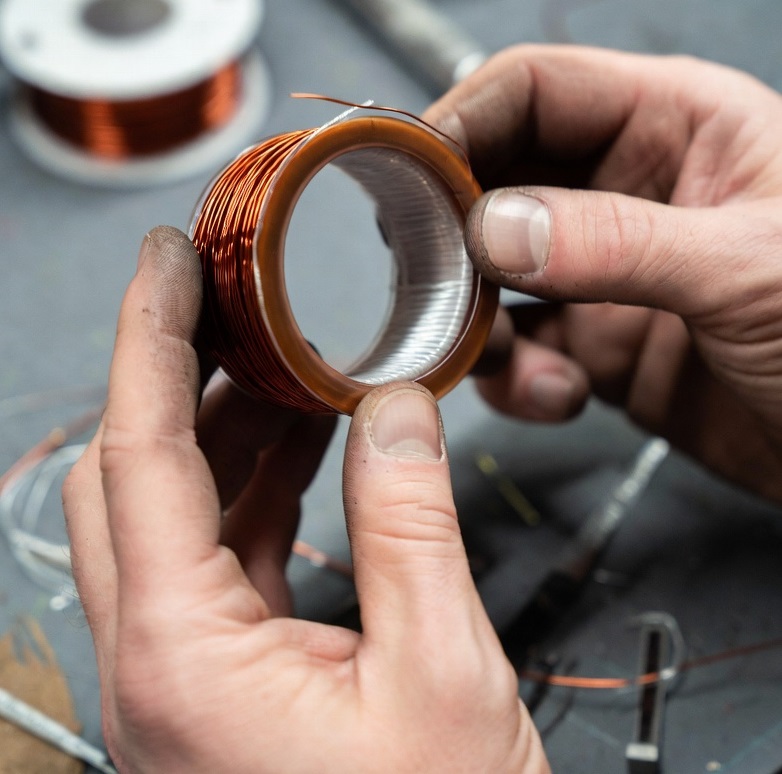 نمای داخلی از کویل صوتی