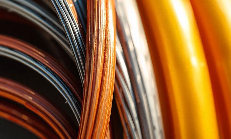 مقایسه سیم لاکی و سیم لخت