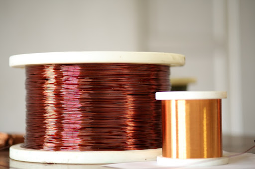 نمای از یک فروشگاه سیم لاکی