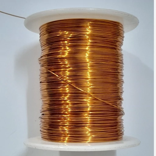 مقایسه رنگ ها در لاک پلی استر و اورتان